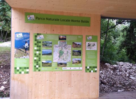 Portale del Parco a Malga Casina  (ph: Luisa Rigatti) Portale del Parco a Malga Casina